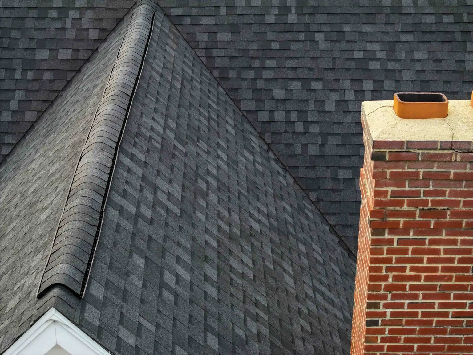 How Proper Asphalt Shingle Roof Installation Extends Roof Lifespan